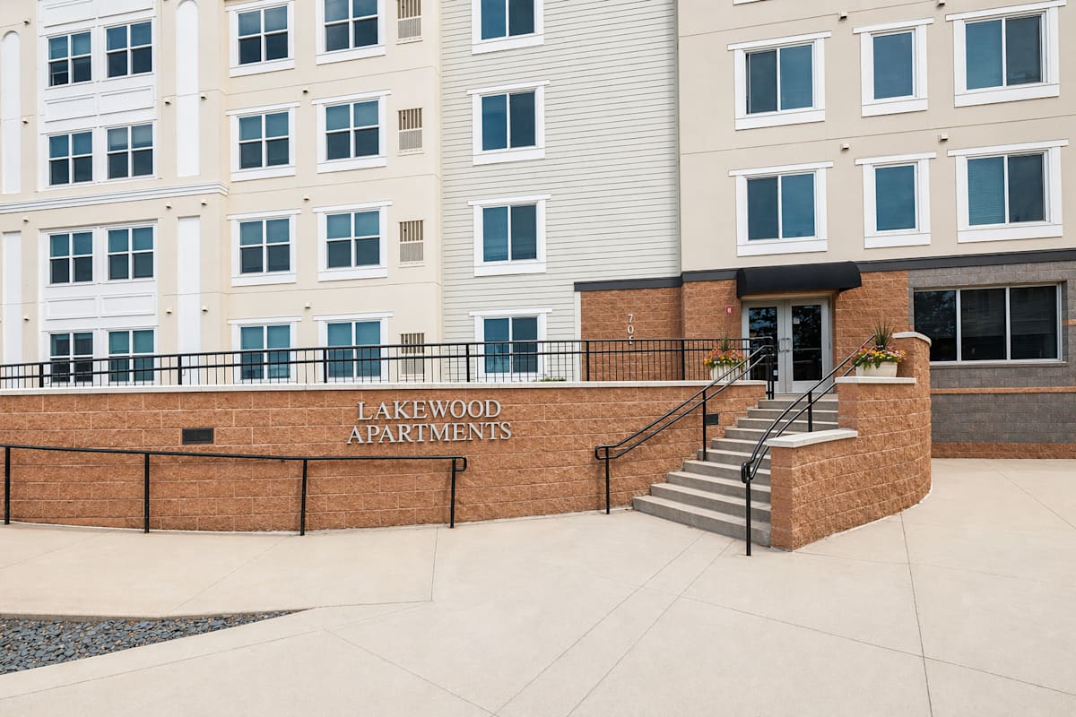Apartments for Rent Lino Lakes, MN | Lakewood | Photos